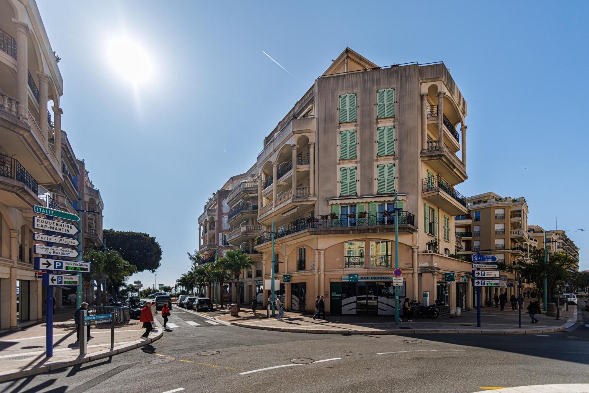 Le Victoria, Elegant T2 Au Bord Des Plages, Piscine, Sauna Menton Exterior photo